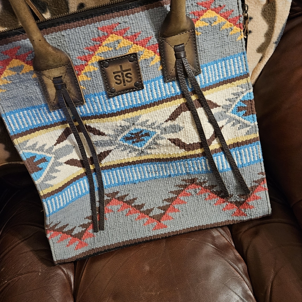 STS tote  large,woven saddle blanket type material